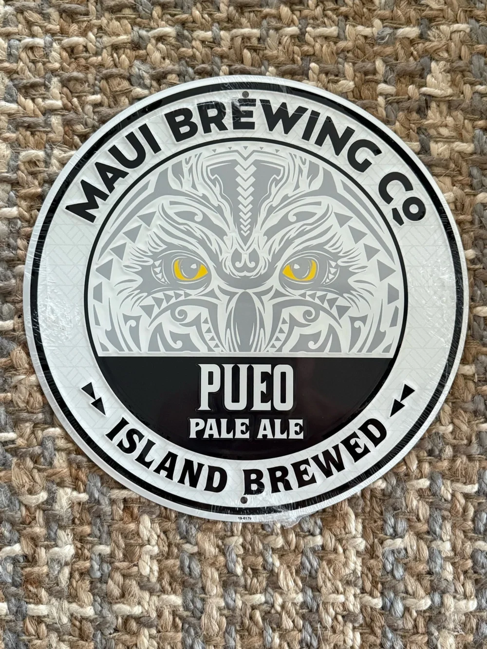 MAUI BREWING PUEO PALE ALE LOGO METAL SIGN NWT